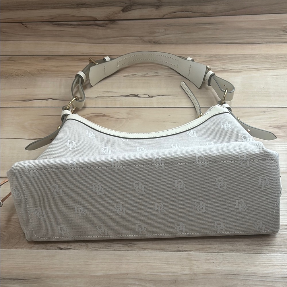 Dooney & Bourke White Shoulder Bag - Picture 4 of 13